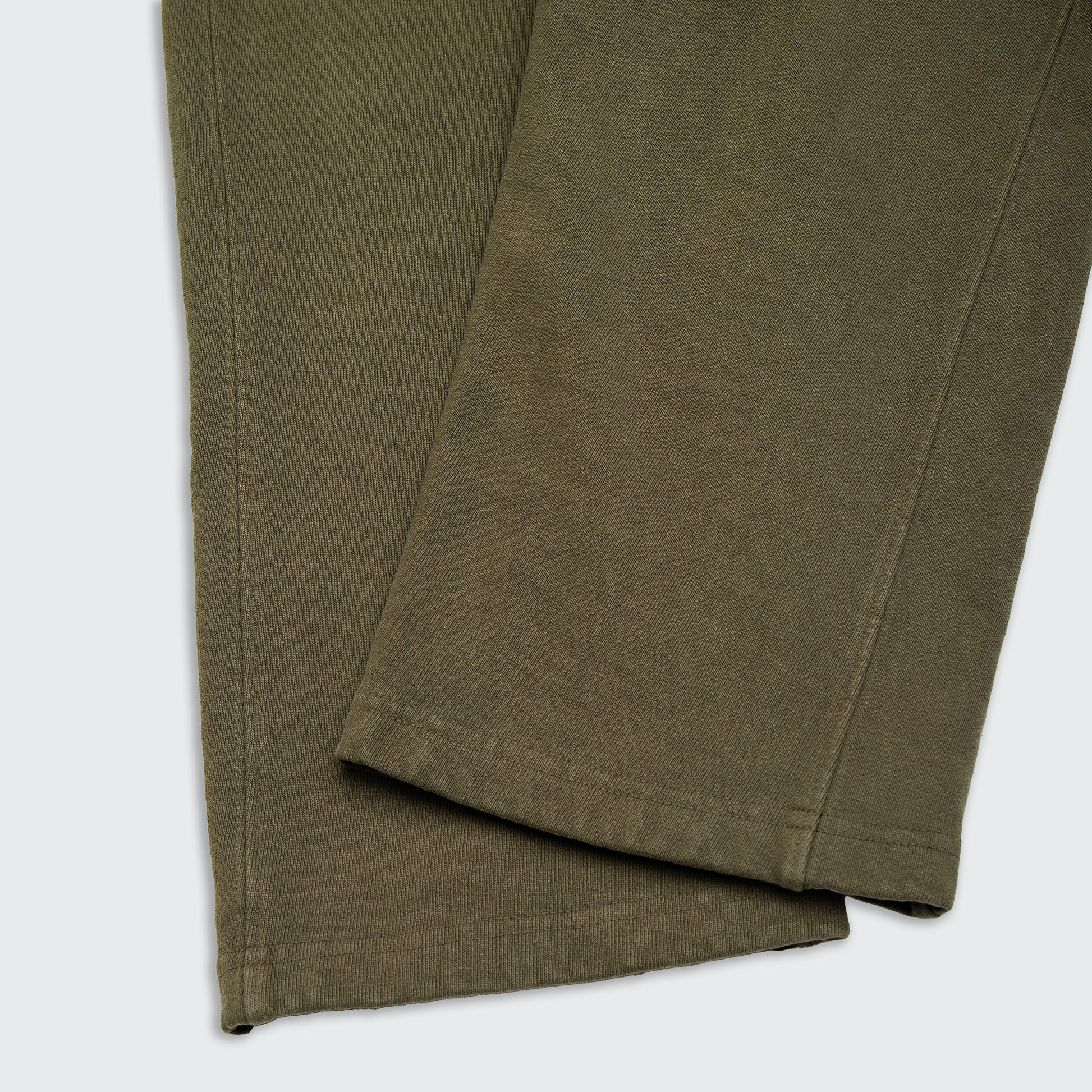 COMUNE DUKE SWEATPANTS | Army Green