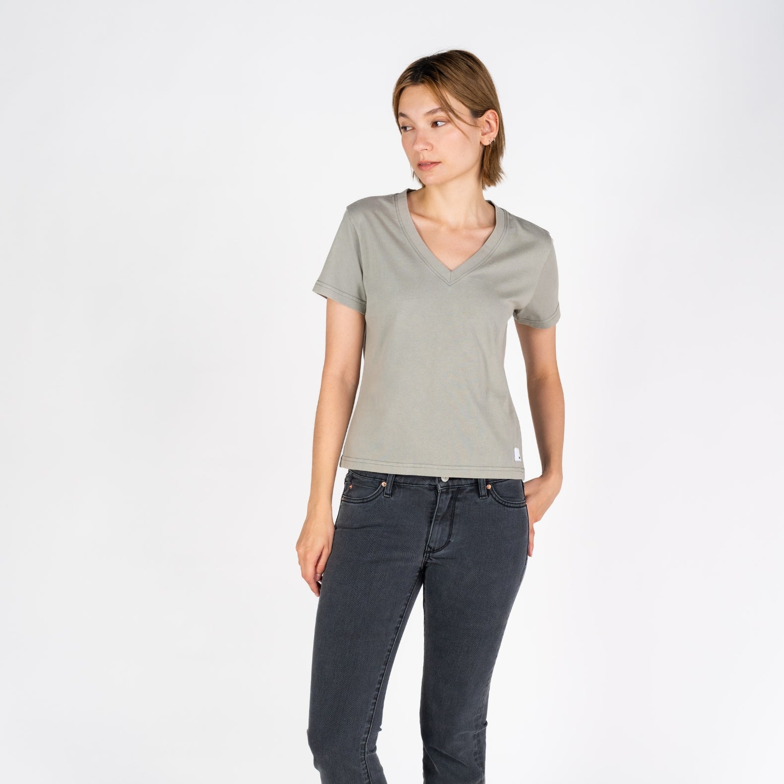 Cali V-Neck | Vintage Silver