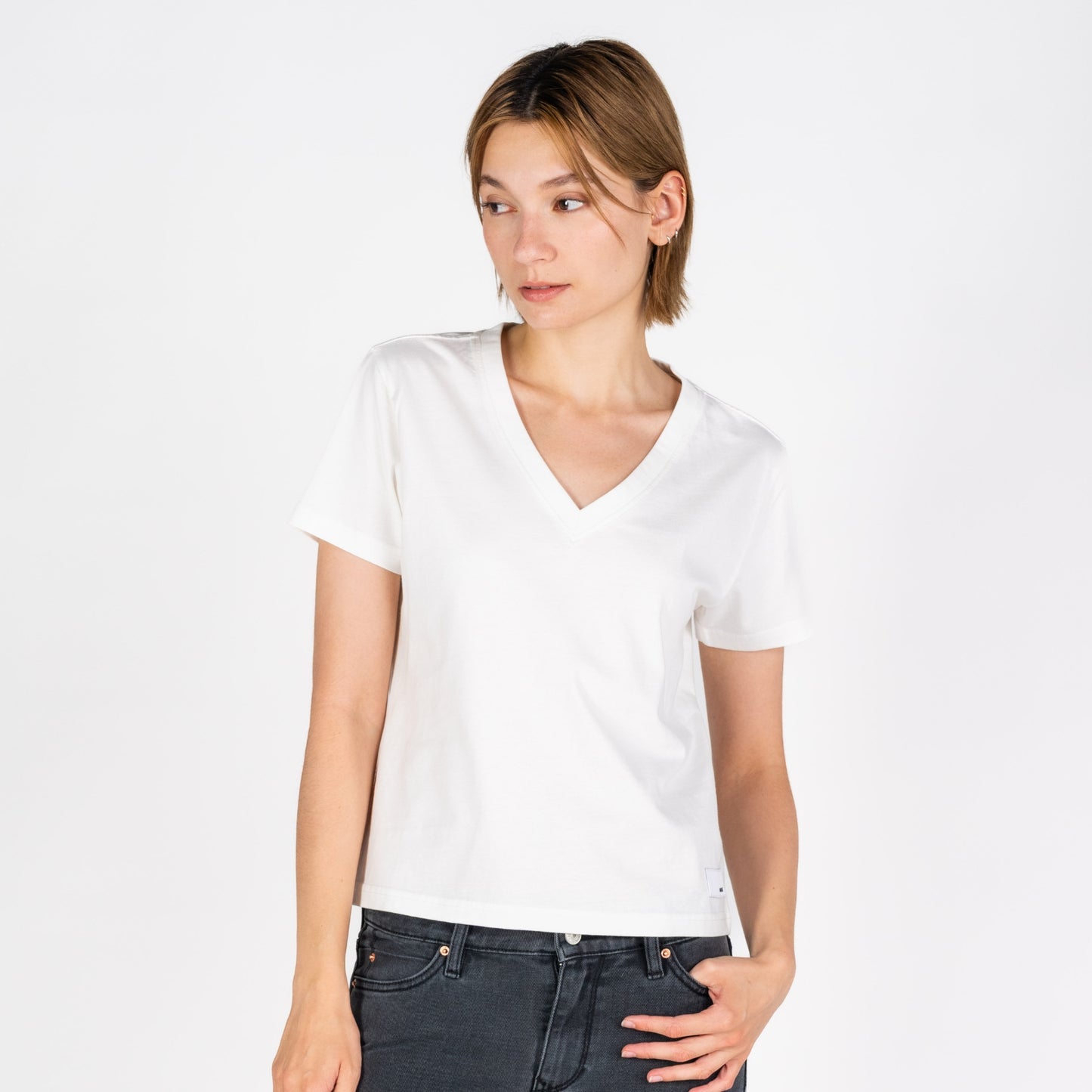 ali V-Neck | Vintage White